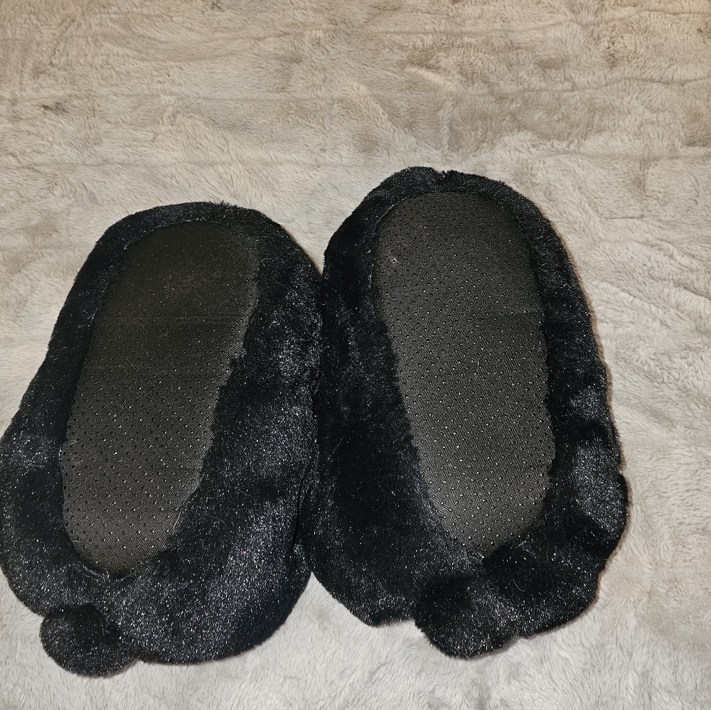 Panda Slippers - Picture 2 of 2